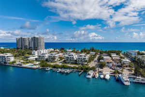 350 Desoto Street, Hollywood, FL 33019 - MLS#F10549439