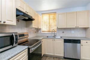 159 Hidden Court Road, Hollywood, FL 33023 - MLS#F10549462