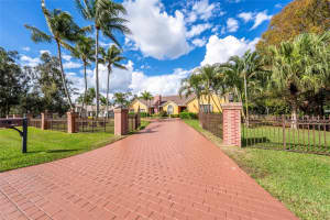 11301 3rd Street, Plantation, FL 33325 - MLS#F10549474