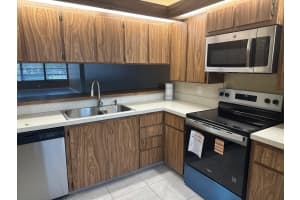 1717 Whitehall Drive, Davie, FL 33324 - MLS#F10549533