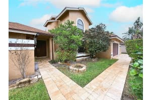 8725 56th Place, Cooper City, FL 33328 - MLS#F10549668