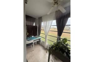 9121 Sunrise Lakes Boulevard, Sunrise, FL 33322 - MLS#F10549678