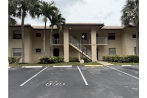 5571 Lakeside Drive, Margate, FL 33063 - MLS#F10549726