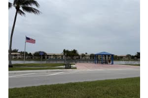 5571 Lakeside Drive, Margate, FL 33063 - MLS#F10549726