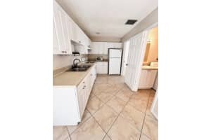 2002 10th Street, Fort Pierce, FL 34950 - MLS#F10549737