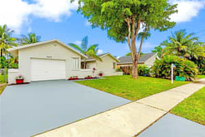 740 55th Avenue, Margate, FL 33068 - MLS#F10549777