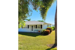 2100 Lake Circle Drive, Boynton Beach, FL 33426 - MLS#F10549808