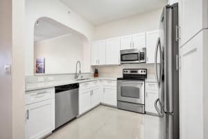 3600 Oaks Clubhouse Drive, Pompano Beach, FL 33069 - MLS#F10549819