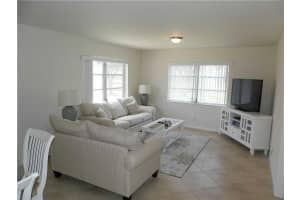 124 19th Court, Wilton Manors, FL 33305 - MLS#F10549821