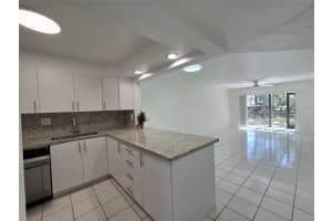 8000 Fairview Drive, Tamarac, FL 33321 - MLS#F10549910