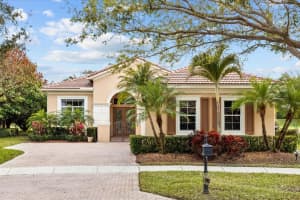 9301 Nuova Way, Port Saint Lucie, FL 34986 - MLS#F10549918