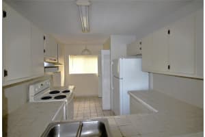 9477 Palm Circle, Pembroke Pines, FL 33025 - MLS#F10550046