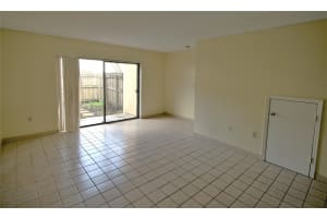 9477 Palm Circle, Pembroke Pines, FL 33025 - MLS#F10550046