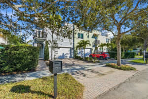 2515 18th Street, Fort Lauderdale, FL 33305 - MLS#F10550054