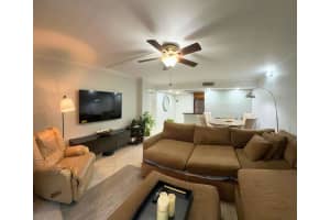 5160 Las Verdes Circle, Delray Beach, FL 33484 - MLS#F10550085