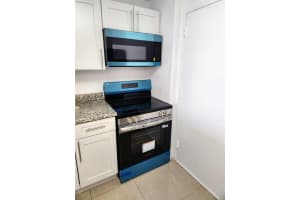 9001 77th Avenue, Miami, FL 33156 - MLS#F10550086