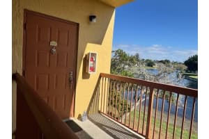 7640 Westwood Drive, Tamarac, FL 33321 - MLS#F10550116