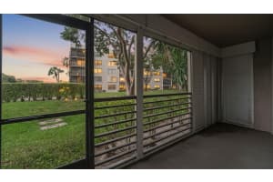 901 Colony Point, Pembroke Pines, FL 33026 - MLS#F10550172