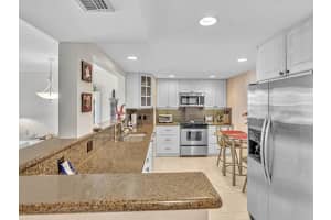 1149 Hillsboro Mile 703, Hillsboro Beach, FL 33062, Hillsboro Beach, FL 33062 - MLS#F10550177