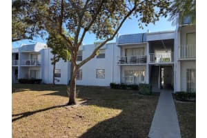 405 Executive Center Drive, West Palm Beach, FL 33401 - MLS#F10550192