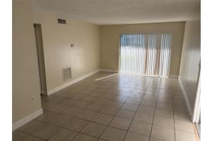 405 Executive Center Drive, West Palm Beach, FL 33401 - MLS#F10550192