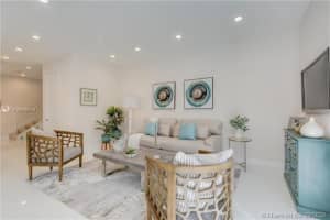 698 43rd Street, Oakland Park, FL 33334 - MLS#F10550234