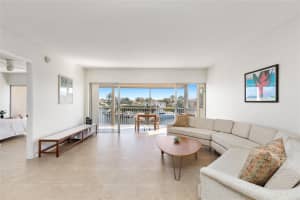 390 Federal Highway, Deerfield Beach, FL 33441 - MLS#F10550303