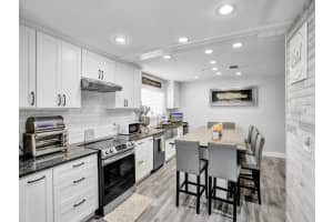 138 Lake Barbara Drive, West Palm Beach, FL 33411 - MLS#F10550387