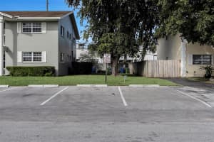 1049 30th Court, Wilton Manors, FL 33311 - MLS#F10550513