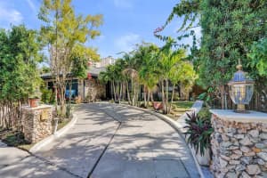 313 Layne Boulevard, Hallandale Beach, FL 33009 - MLS#F10550618