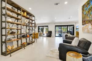 313 Layne Boulevard, Hallandale Beach, FL 33009 - MLS#F10550618