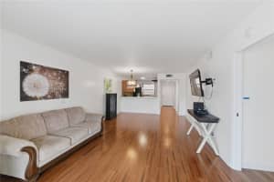 9549 McNab Road, Tamarac, FL 33321 - MLS#F10550662