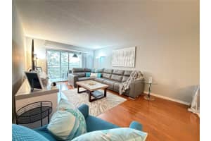 2304 Lucaya Lane L4, Coconut Creek, Fl 33066 Coconut Creek, FL 33066 - Off Market