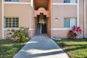 3261 Sabal Palm Manor, Hollywood, FL 33024 Sold 04/10/26