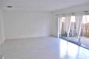 8237 Nw 8th Court 4, Plantation, Fl 33324 Plantation, FL 33324 - Off Market