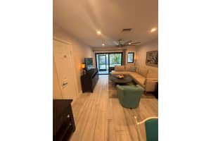 385 17th Avenue, Deerfield Beach, FL 33441 - MLS#F10550833