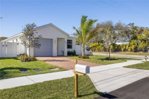 1012 Miami Boulevard, Delray Beach, FL 33483 - MLS#F10550851