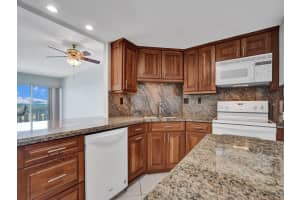 2100 Ocean Drive, Fort Lauderdale, FL 33316 - MLS#F10550857