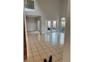 8201 198th Street, Hialeah, FL 33015 - MLS#F10550913