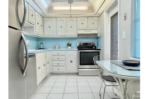 4401 41st Street, Lauderdale Lakes, FL 33319 - MLS#F10551004