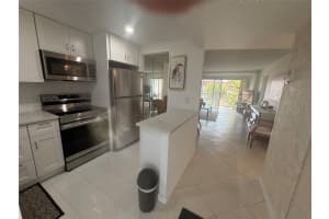 9400 Sunrise Lakes Boulevard, Sunrise, FL 33322 - MLS#F10551046