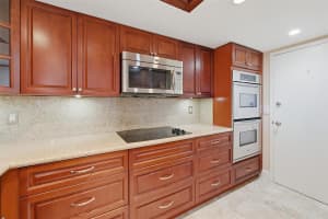 5100 Ocean Boulevard, Fort Lauderdale, FL 33308 - MLS#F10551124