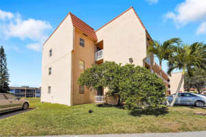 9041 Sunrise Lakes Boulevard 101, Sunrise, Fl 33322, Sunrise