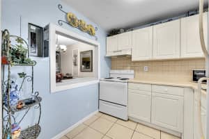 9041 Sunrise Lakes Boulevard, Sunrise, FL 33322 - MLS#F10551162