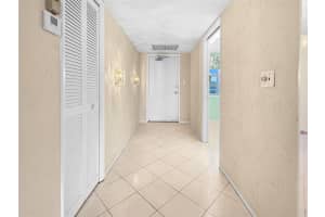 605 Oaks Drive, Pompano Beach, FL 33069 - MLS#F10551164