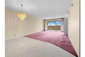 605 Oaks Drive, Pompano Beach, FL 33069 - MLS#F10551164