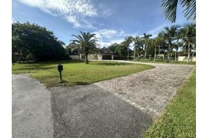 11460 1st Court, Plantation, FL 33325 - MLS#F10551197