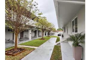 720 7th Street, Hallandale Beach, FL 33009 - MLS#F10551235