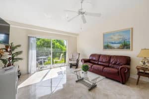 1100 Crestwood Court, Royal Palm Beach, FL 33411 - MLS#F10551374