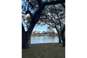 MLS# F10551497, Hollywood, Florida 33021